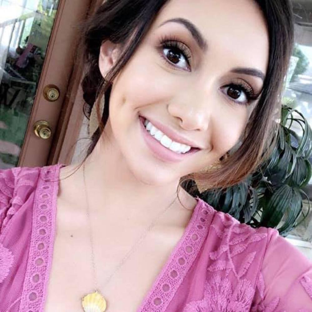 Meet your Posher, Brittni